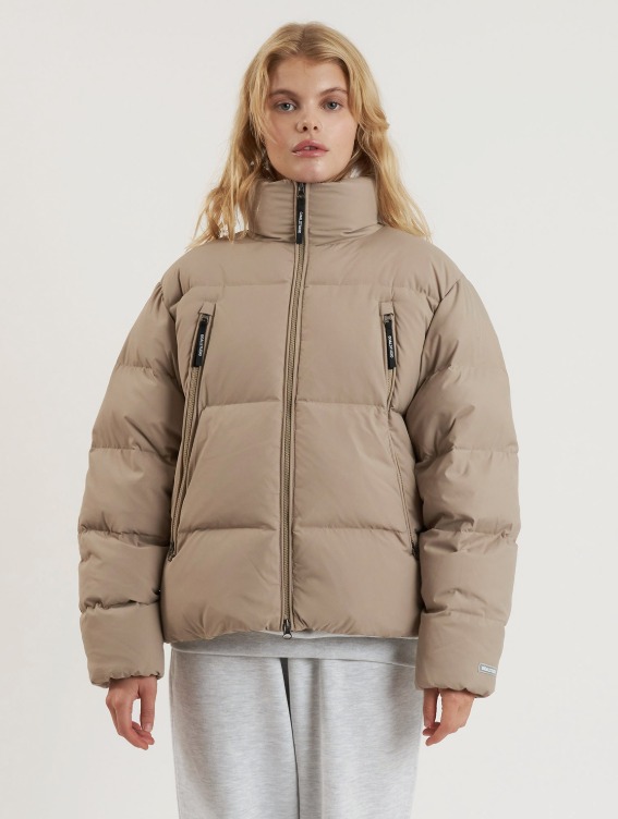 [30%]SIGNATURE RDS PUFFER DOWN JACKET - BEIGE